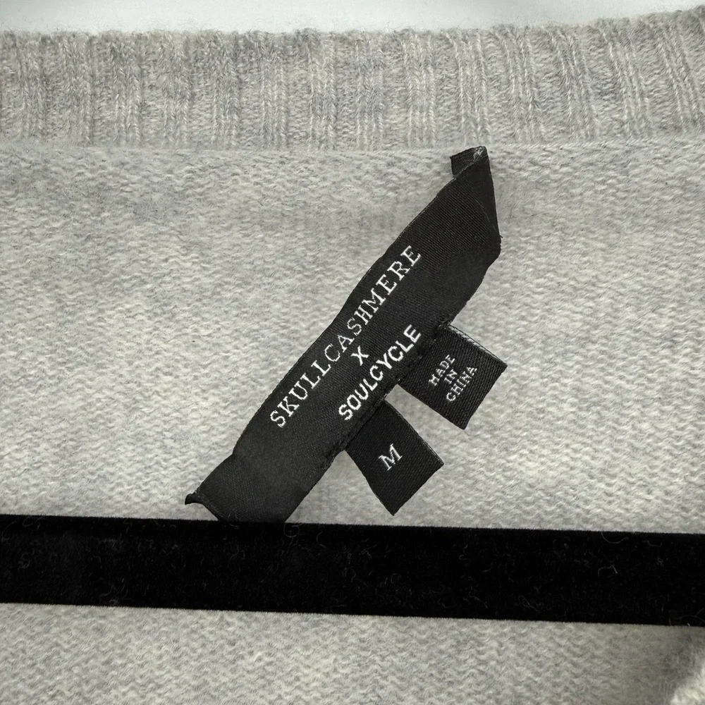 SKULL CASHMERE X SOULCYCLE 'SOUL' CREWNECK‎ CASHMERE SWEATER MEDIUM -- NOTE FLAW